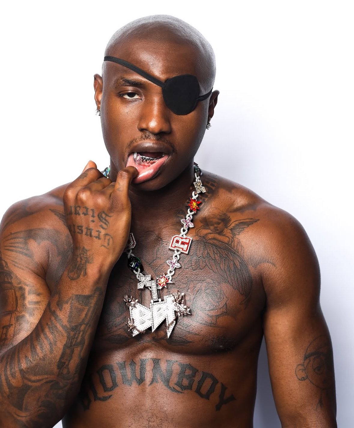 Ruger Announces New Single “Muhammad Ali” Set to Drop in November