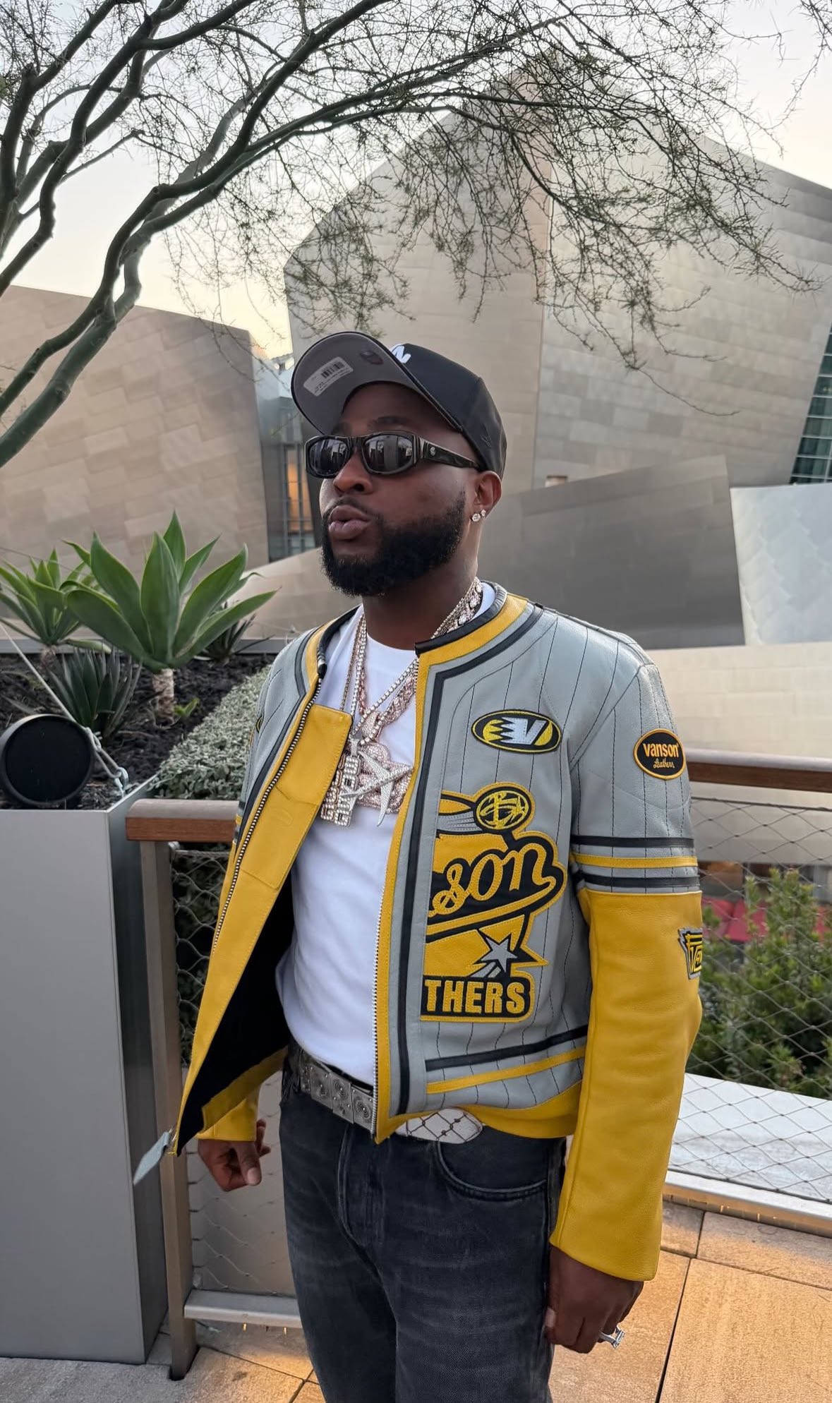 Davido Opens His 2026 Account With a Statement on “I Know Who I Be”