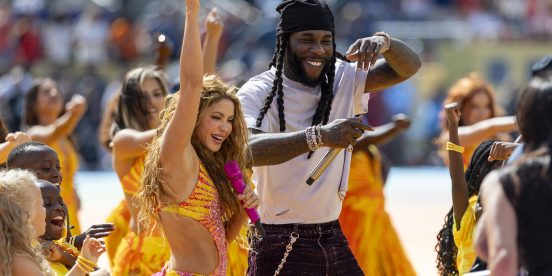Shakira and Burna Boy performing Dai Dai at the 2026 FIFA World Cup